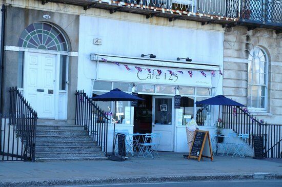 Cafe 123